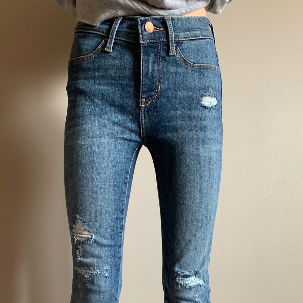 Old Navy girls ripped jeans